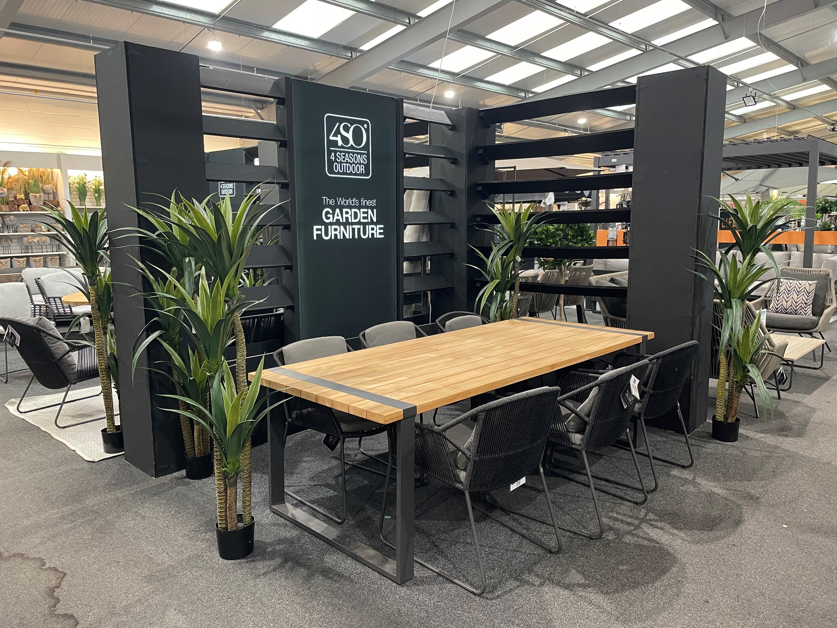 Radcliffe Branch — Newbank Garden Centre