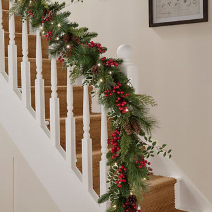 BOSK Hollyberry 6ft x 10” Garland with 100 LED's