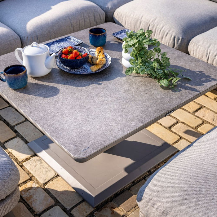 Hartman Aries Square Casual Dining Set