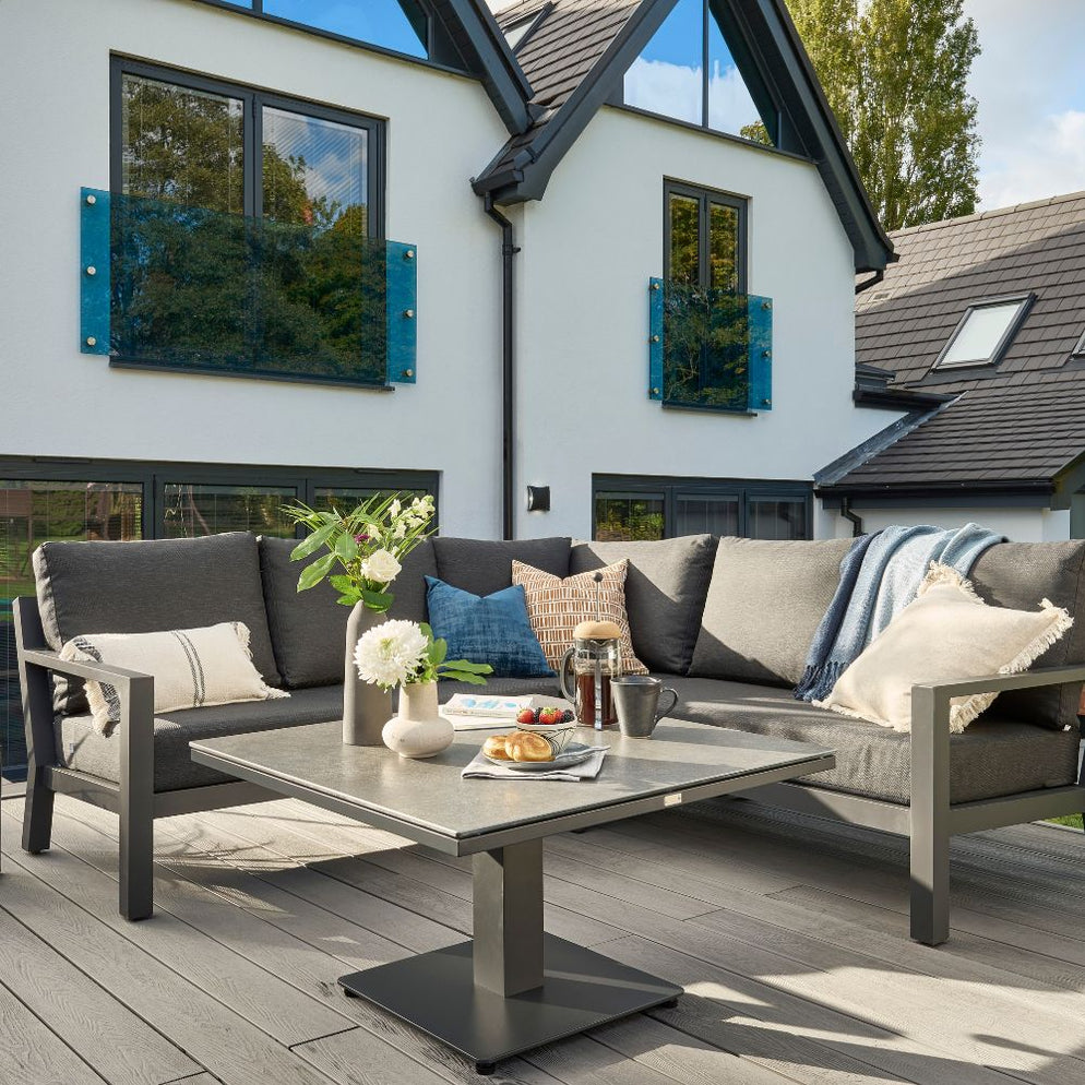 LIFE Timber Mini Corner With Adjustable Table — Newbank Garden Centre