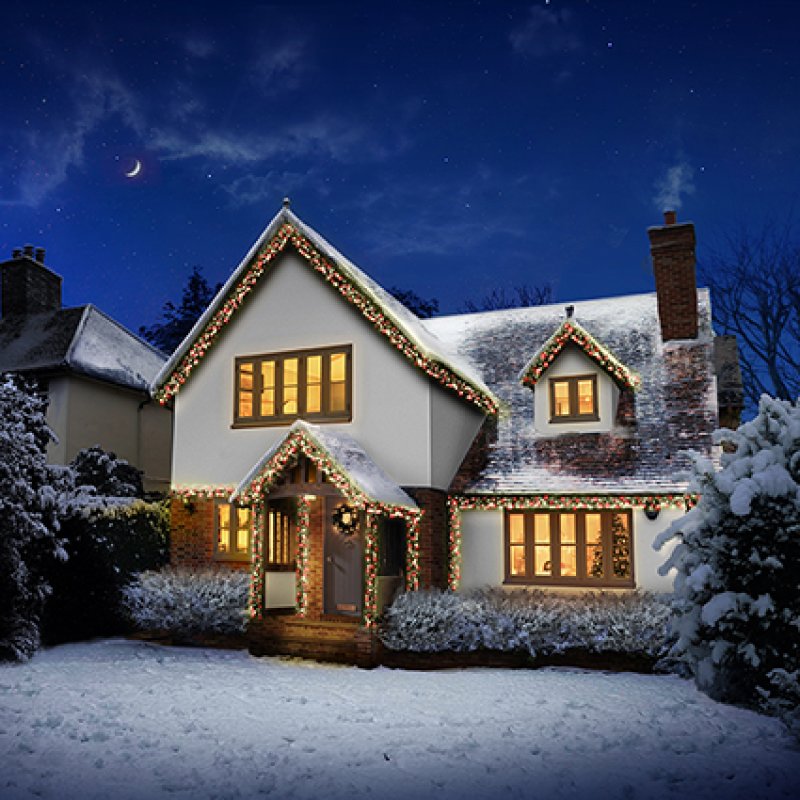 Premier Plug In Christmas Lights (Mains Powered) – Red/Warm White LED Cluster String Lights