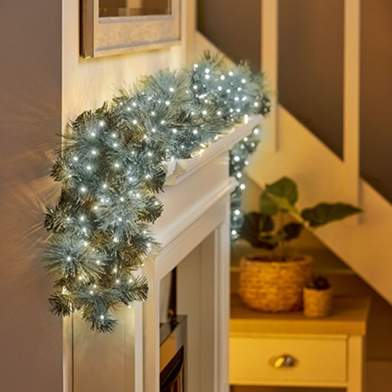 Premier Plug In Christmas Lights (Mains Powered) – Cool White LED Cluster String Lights