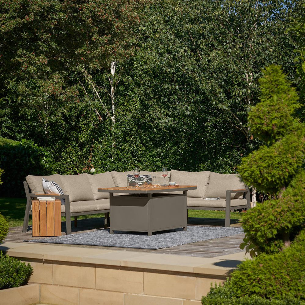 Garden Furniture — Newbank Garden Centre