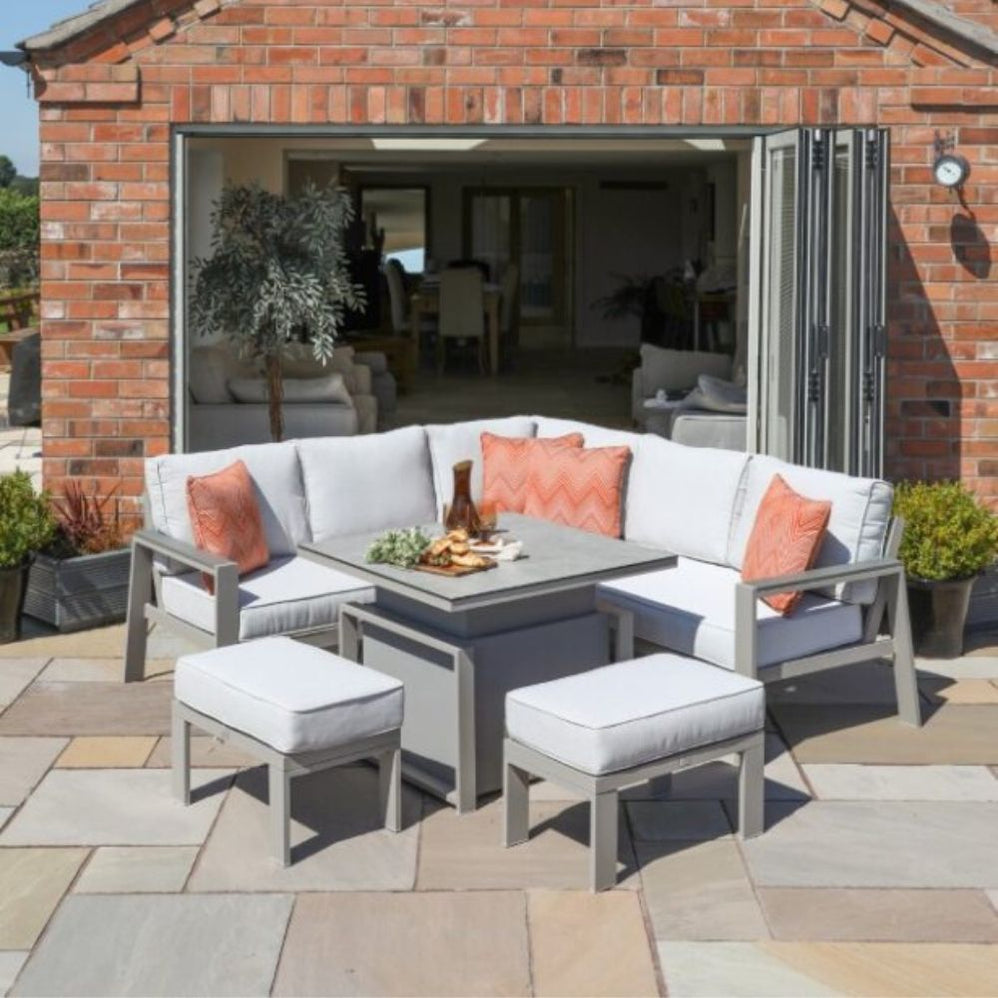 Garden Furniture — Newbank Garden Centre