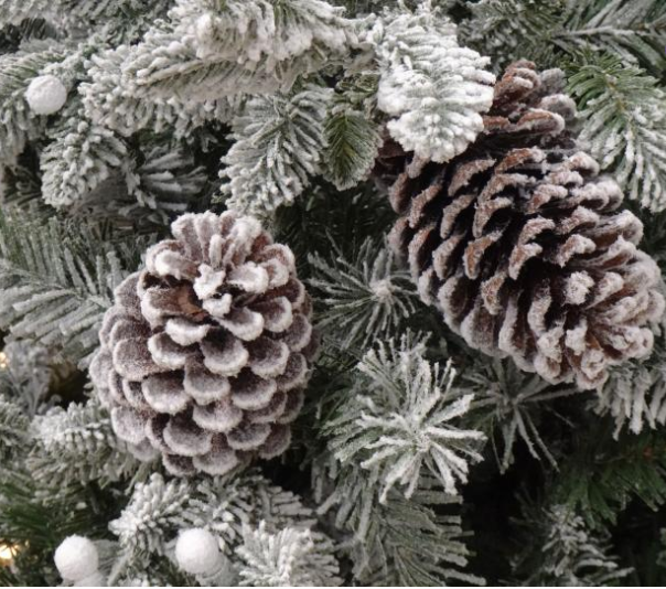 Snowy Yukon 6.5ft Prelit Artificial Christmas Tree